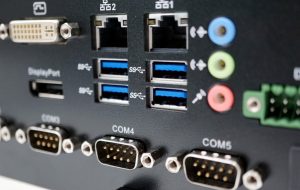 پورت ها و اتصالات (ال تی پارت)