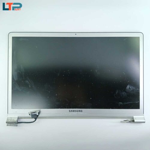 نیم تنه بالا کامل همراه LED - لپ تاپ سامسونگ NP900X4D - Image 1