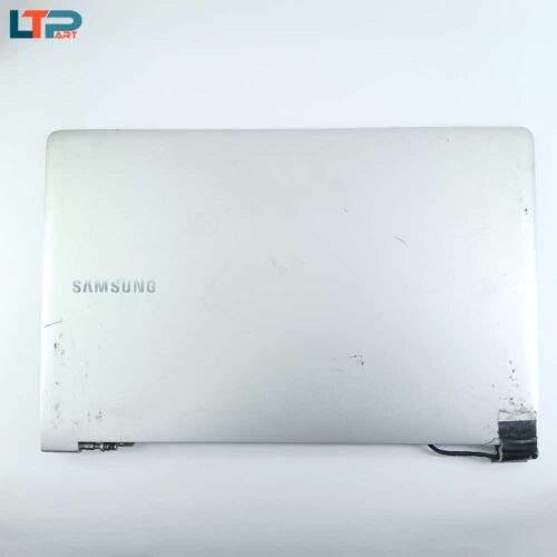 نیم تنه بالا کامل همراه LED - لپ تاپ سامسونگ NP900X4D - Image 2
